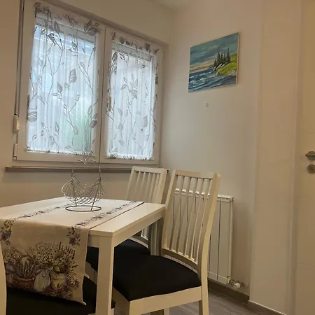 Apartma Ovcica Apartamento